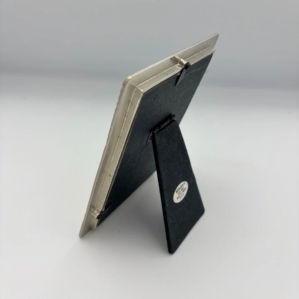 Millenium New York Silver Tone Love Photo Frame‎ Tabletop Display